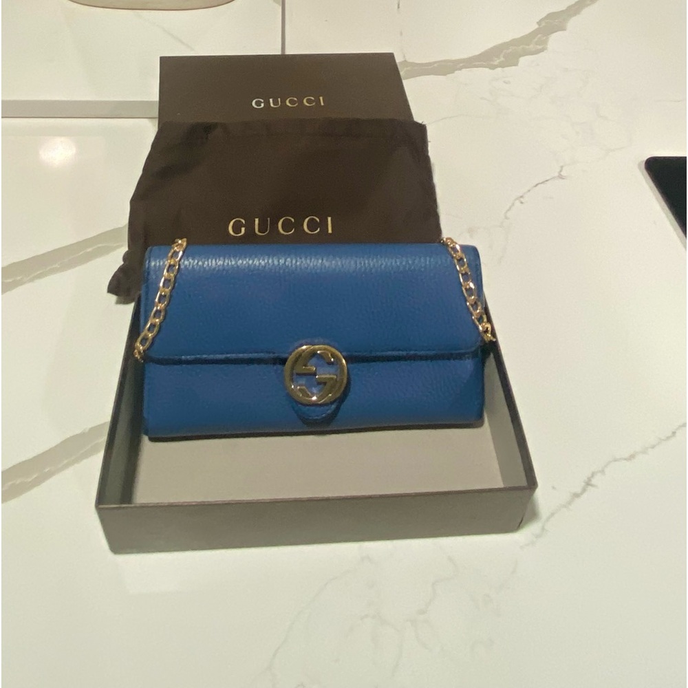 Authentic Gucci interlock bag with chain